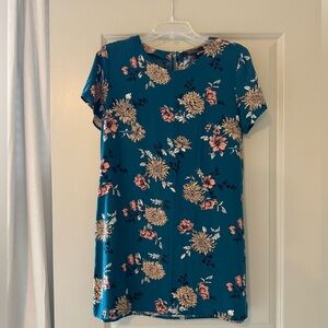 Floral Forever 21 Medium mid thigh length dress
